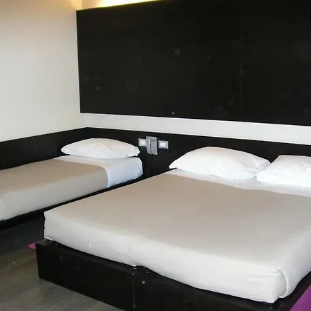 Hotel Art 3*