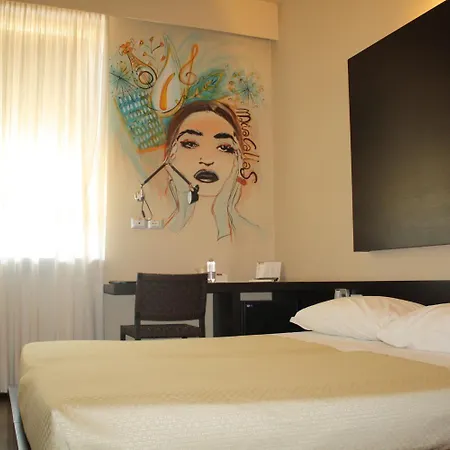 Hotel Art 3*